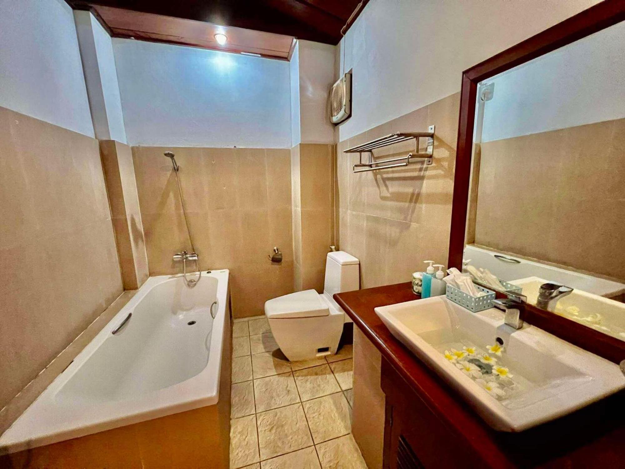 Luang Prabang Charming Boutique Hotel エクステリア 写真