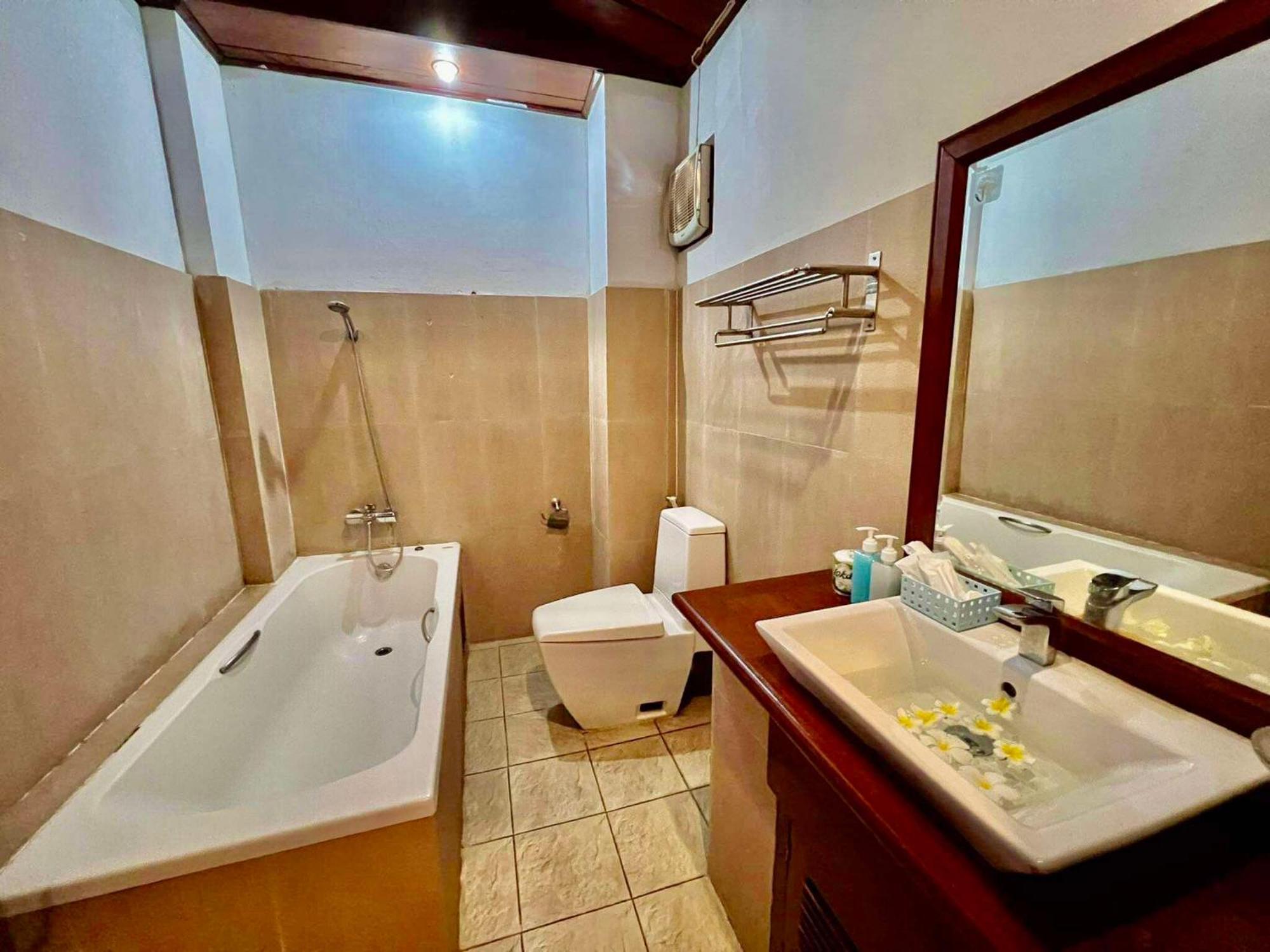 Luang Prabang Charming Boutique Hotel エクステリア 写真